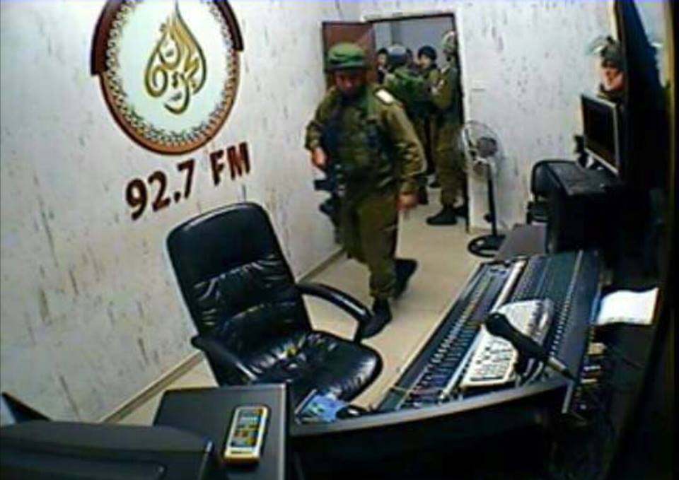 hebron_radio1